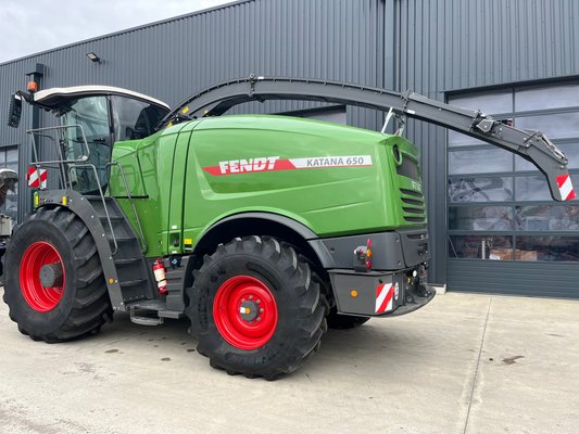Ensileuse automotrice Fendt KATANA 650