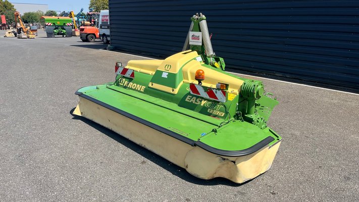 Faucheuse Krone EC 320 F 