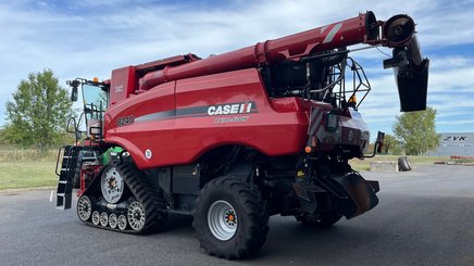 Moissonneuse batteuse Case IH AXIAL-FLOW 8240 HD - 3