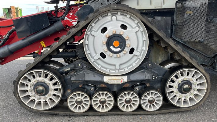 Moissonneuse batteuse Case IH AXIAL-FLOW 8240 HD