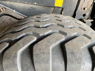 Presse à balles rondes Case IH RB455 VC ROTOR FEEDER - 9