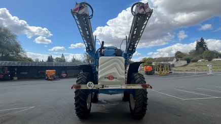 Pulvérisateur automoteur Matrot HELLIOS M24D - 5