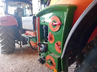 Pulvérisateur traîné Amazone UX 3200 Prenium - 5