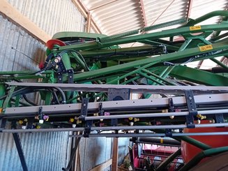 Pulvérisateur traîné Amazone UX 3200 Prenium - 6