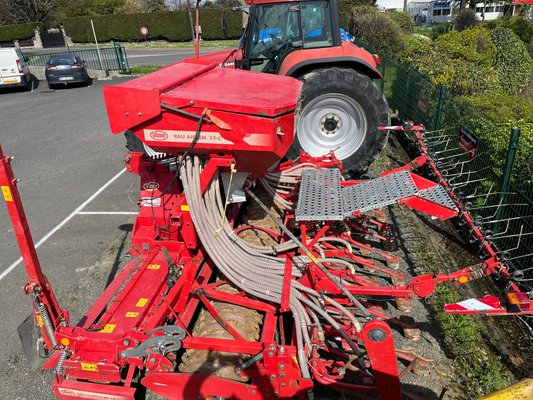 Combiné de semis Vicon AIRSEM XT-C + TOPTILLER 