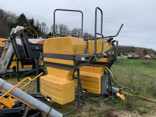 Pulvérisateur vigne Gregoire GREGOIRE ISO ULTIMA 4 RANGS 