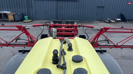 Pulvérisateur traîné Hardi NAVIGATOR 3000 - 8