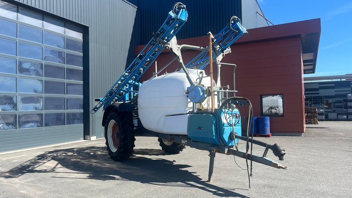 Pulvérisateur traîné Evrard METEOR PLUS 41H