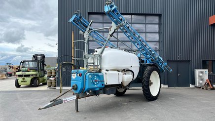 Pulvérisateur traîné Evrard METEOR 3400 - 1