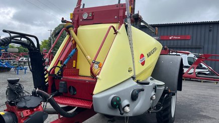 Pulvérisateur traîné Hardi NAVIGATOR 3000 - 7