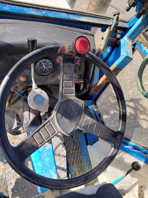 Tracteur enjambeur Bobard 621
