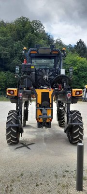 Tracteur enjambeur Pellenc Enjambeur double rangs 4 roues 240