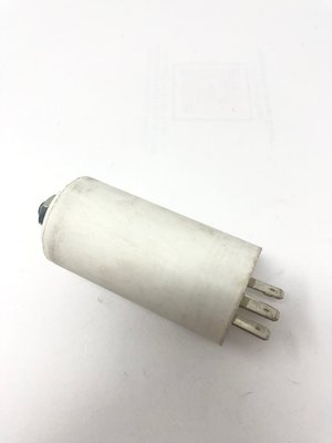 A classer - A classer - Capacitor 12?f