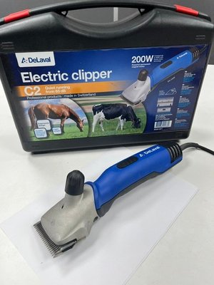 Elevage - Salle de traite - Tondeuse ?lectrique bovins/chevaux C2