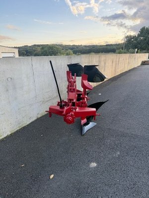 Charrue Massey Ferguson 365
