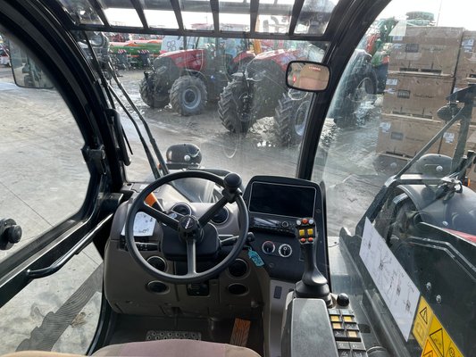 Chariot télescopique agricole Case IH FARMLIFT 737