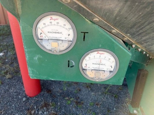 Accessoire matériel de semis Duro TREMIE FRONTALE EOLE 1700L COMPARTIMENTE