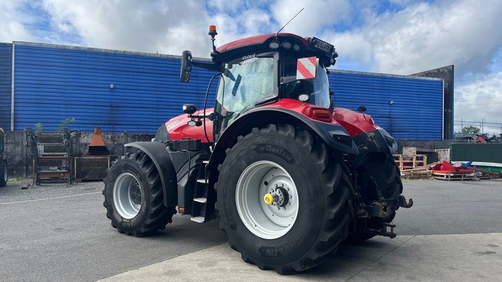 Tracteur agricole Case IH OPTUM 270 CVX STAGE V MY2022