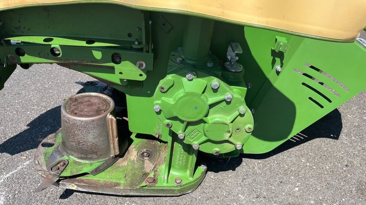 Faucheuse conditionneuse Krone EasyCut B 870 CV