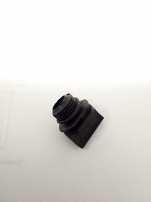 Pièce à définir - Sous famille pèce à définir - OIL FILL CAP