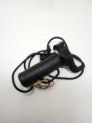 Pièce à définir - Sous famille pèce à définir - POIGNEE ACC TROTINET