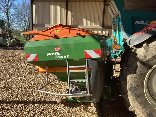 Distributeur d'engrais Amazone ZATS3200
