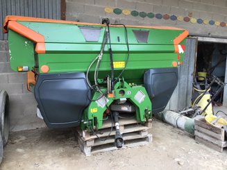 Distributeur d'engrais Amazone ZAM ULTRA 3000 - 1