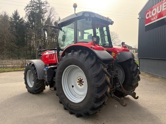Tracteur agricole Massey Ferguson MF 7616