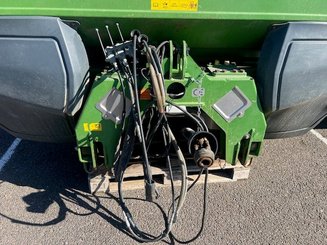 Distributeur d'engrais Amazone ZAM ULTRA 3000 - 3