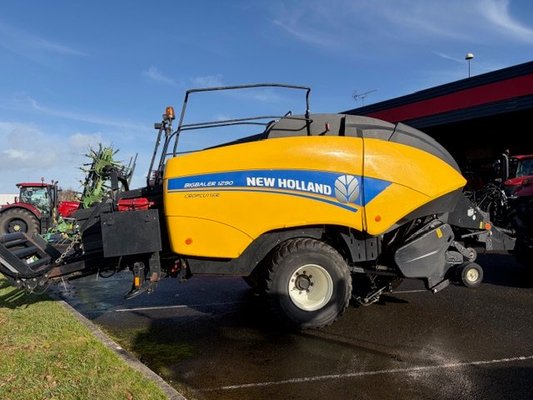 Presse à balles carrées New Holland BB 1290 CROPCUTTER