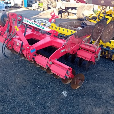 Déchaumeur à disques Pöttinger TERRADISC3501