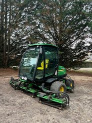 Tondeuse professionnelle John Deere 8900A - 1