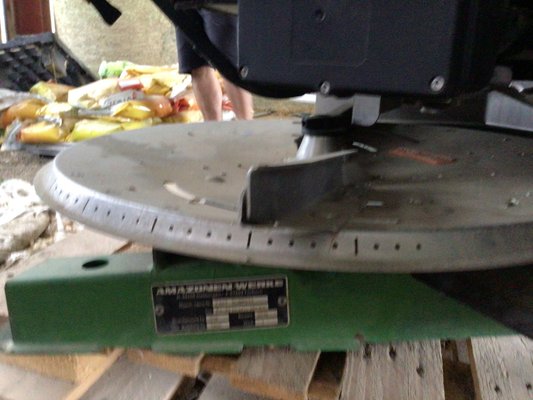 Distributeur d'engrais Amazone ZAM PROFIS HYDRO