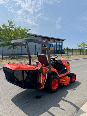 Tondeuse autoportée Kubota GR2120II