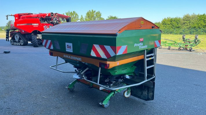 Distributeur d'engrais Amazone ZATS3200
