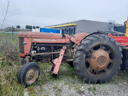 Tracteur agricole - 865 hdr