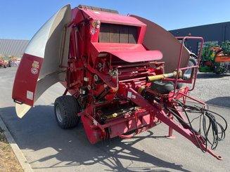 Presse à balles rondes Lely RP 520 - 3