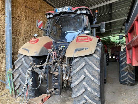 Tracteur agricole Case IH OPTUM 300 CVX DRIVE