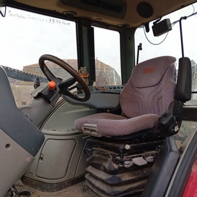 Tracteur agricole Valtra SERIE N163