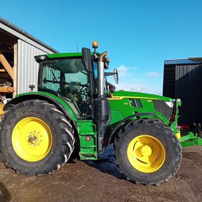 Tracteur agricole - 6R150