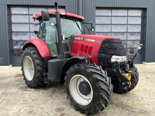 Tracteur agricole - PUMA145