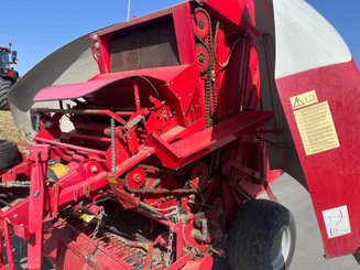 Presse à balles rondes Lely RP 520 - 1