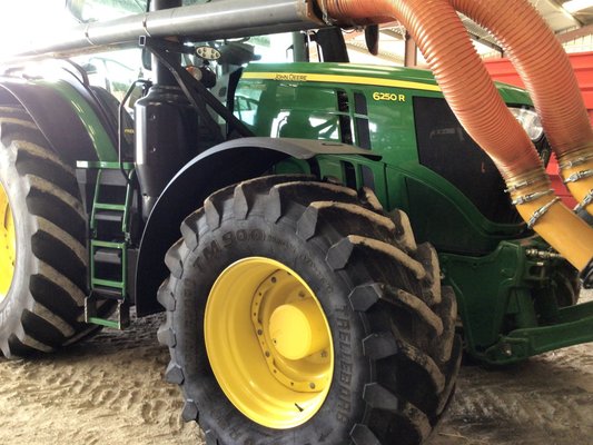 Tracteur agricole John Deere 6250 R