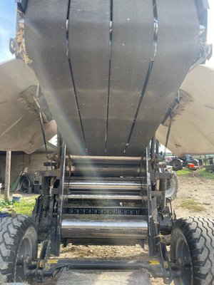 Presse à balles rondes Case IH RB 455