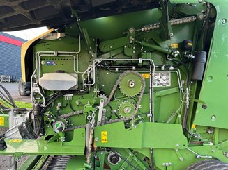 Presse à balles rondes Krone COMPRIMA V 150 - 4