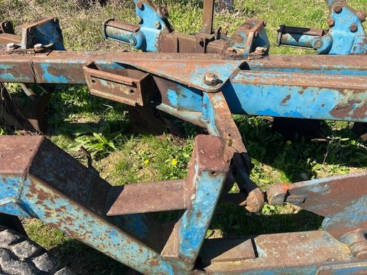 Charrue Ransomes TSR 500