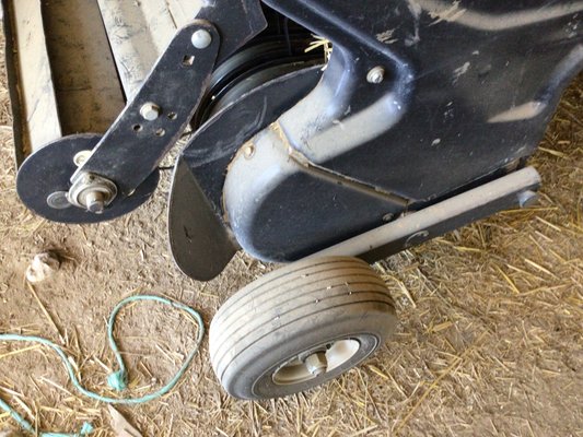 Presse à balles carrées New Holland BB 1290 CROPCUTTER