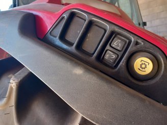 Tracteur agricole Case IH LUXXUM 110 - 107 - 7