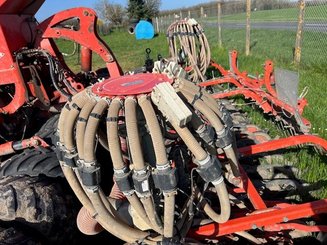 Semoir pour semis simplifié Kuhn SPEEDLINER 6000 - 4