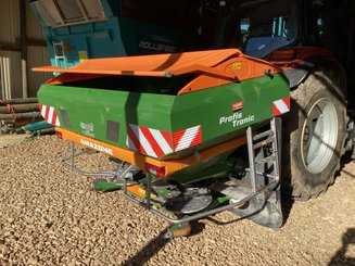 Distributeur d'engrais Amazone ZATS3200 - 3